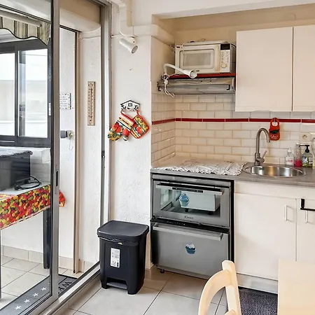 T2 Moderne Avec Piscine, Climatisation Et Parking Au Grau-du-roi - Fr-1-717-80 Apartment Le Grau-du-Roi